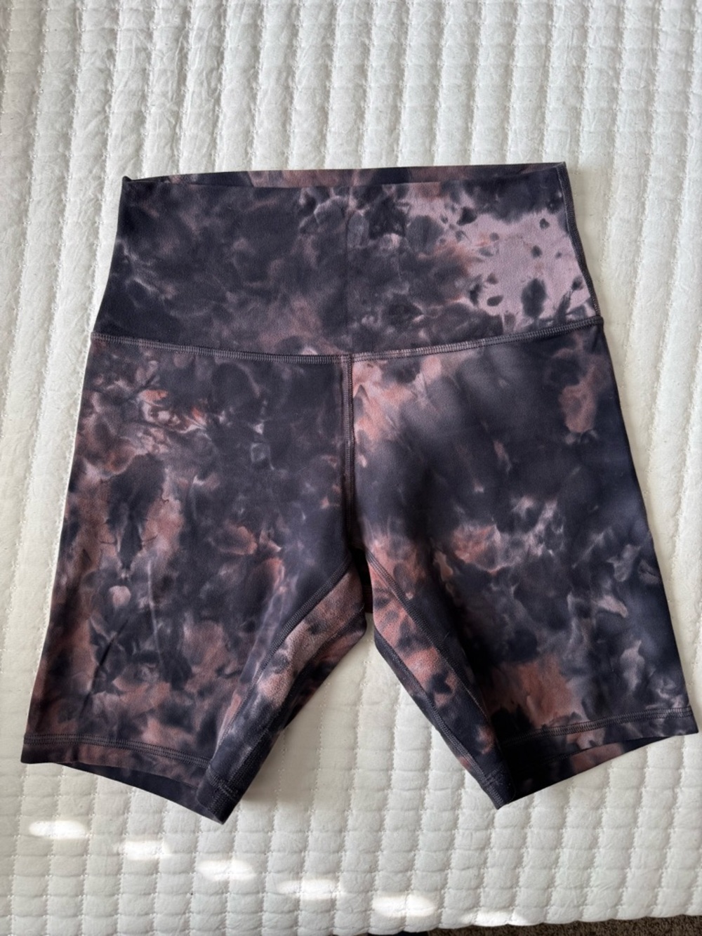 lululemon athletica Black & Brown Tie-Dye High-Rise Athletic Shorts